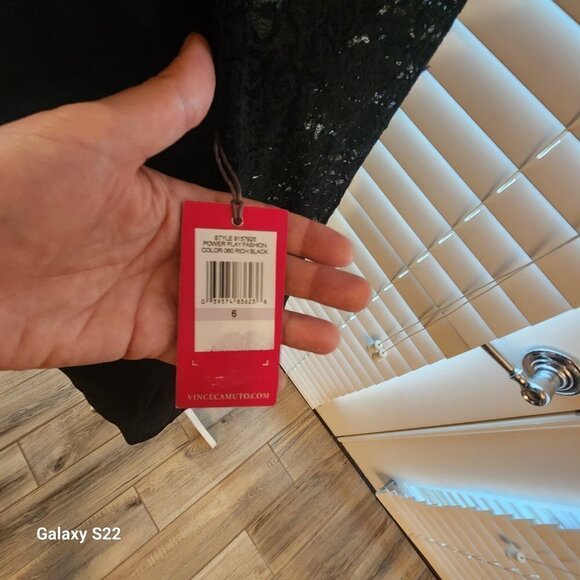 Vince Camuto Black Dress. NWT. Size 6 - Picture 5 of 12